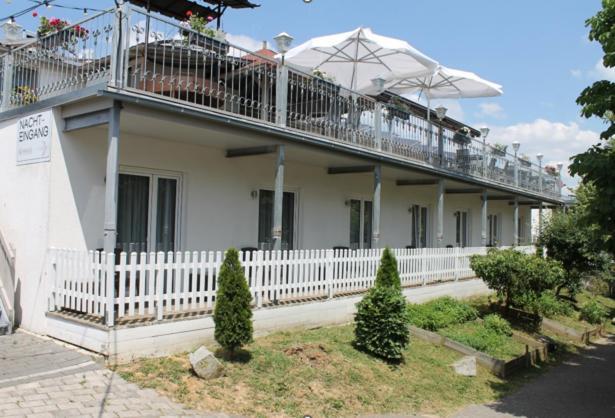 Hotel Kueffner Hof Langenbeutingen Exteriér fotografie